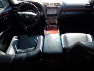 2011 Lexus LS 460 with VIN JTHBL5EF1B5103510, listed as a Copart auction lot 48377525 with 87,612 mi miles and Salvage title. Bid and sale history available at DreamBid. Image 8.