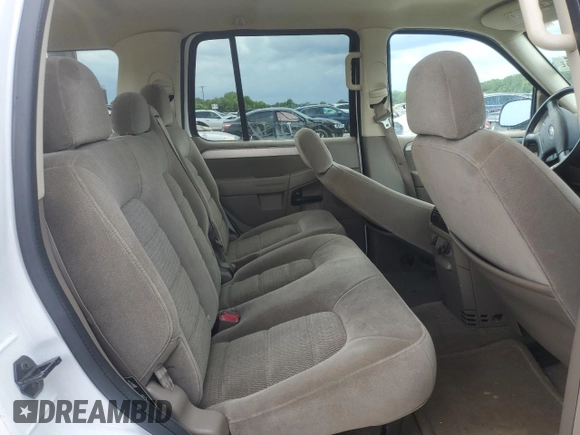 2003 Ford Explorer XLT with VIN 1FMZU63K63UB10345, listed as a Copart auction lot 61130955 with 116,918 mi miles and Salvage title. Bid and sale history available at DreamBid. Image 11.