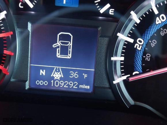 2014 Toyota 4Runner Limited with VIN JTEBU5JR9E5193407, listed as a IAAI auction lot 41327909 with 109,292 mi miles. Bid and sale history available at carsss.com. Image 7.