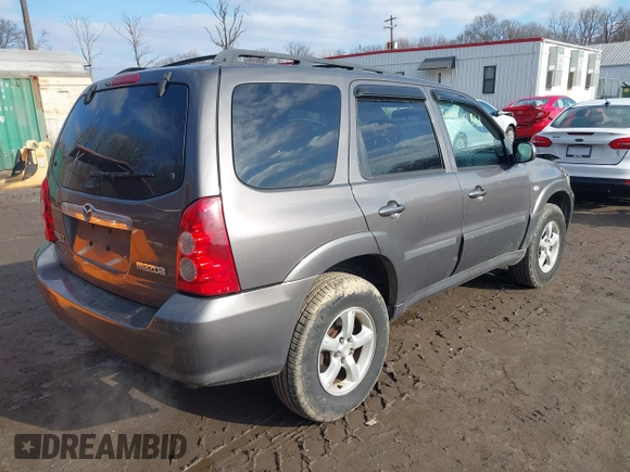 2006 Mazda Tribute LX with VIN 4F2YZ94126KM19822, listed as a IAAI auction lot 41534784 with 193,467 mi miles and . Bid and sale history available at DreamBid. Image 4.