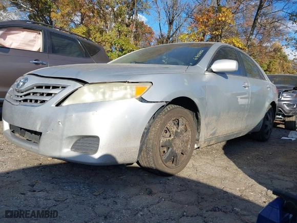 2011 Toyota Camry LE with VIN 4T1BF3EK9BU640802, listed as a IAAI auction lot 40959523 with 308,615 mi miles. Bid and sale history available at carsss.com. Image 2.