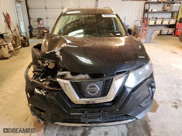2017 Nissan Rogue SV with VIN KNMAT2MV0HP587557, listed as a Copart auction lot 44747515 with 151,375 mi miles and Salvage Title. Bid and sale history available at carsss.com. Image 5.