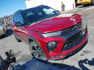 2021 Chevrolet TrailBlazer RS with VIN KL79MTSL5MB042028, listed as a IAAI auction lot 41578111 with 96,870 mi miles. Bid and sale history available at carsss.com. Image 1.