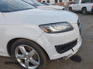 2015 Audi Q7 Premium Plus with VIN WA1LGAFE4FD007207, listed as a IAAI auction lot 41909751 with 59,836 mi miles and . Bid and sale history available at DreamBid. Image 17.