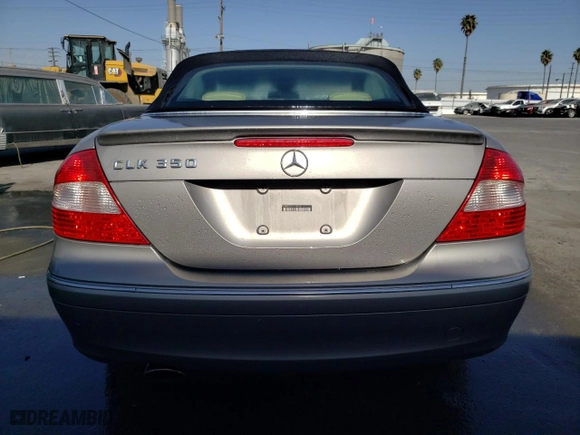 2006 Mercedes-Benz CLK-Class 3.5L with VIN WDBTK56G96T059286, listed as a Copart auction lot 88762015 with 148,129 mi miles and Clean Title. Bid and sale history available at carsss.com. Image 6.