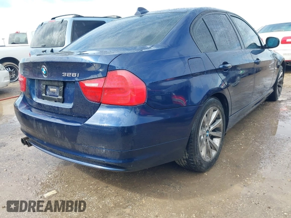 2011 BMW 3 Series 328i xDrive with VIN WBAPK5C54BA654166, listed as a IAAI auction lot 41462731 with 141,844 mi miles and . Bid and sale history available at DreamBid. Image 4.
