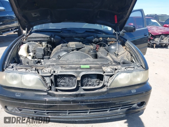 2001 BMW 5 Series 530iA with VIN WBADT634X1CF04145, listed as a IAAI auction lot 41651022 with 190,069 mi miles. Bid and sale history available at carsss.com. Image 10.