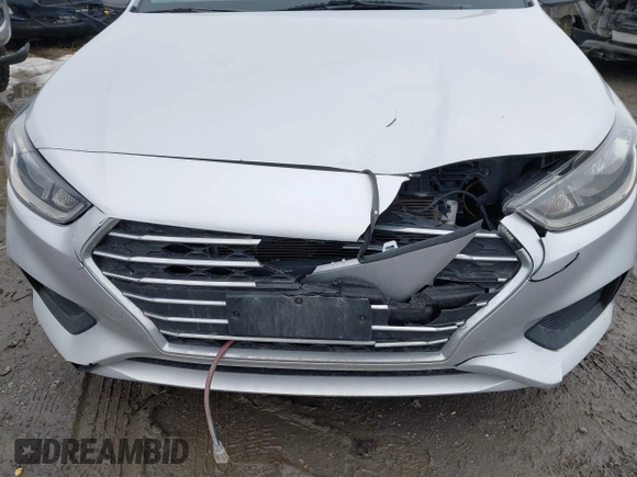 2019 Hyundai Accent SE with VIN 3KPC24A38KE069830, listed as a IAAI auction lot 42057953 with 57,240 mi miles. Bid and sale history available at carsss.com. Image 6.