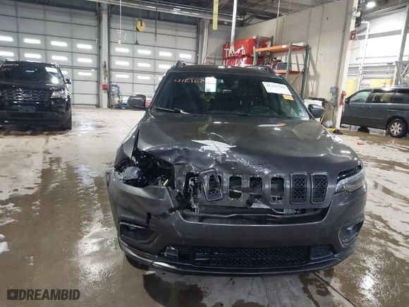 2019 Jeep Cherokee Limited with VIN 1C4PJMDX1KD390547, listed as a IAAI auction lot 41216746 with 109,398 mi miles. Bid and sale history available at carsss.com. Image 6.