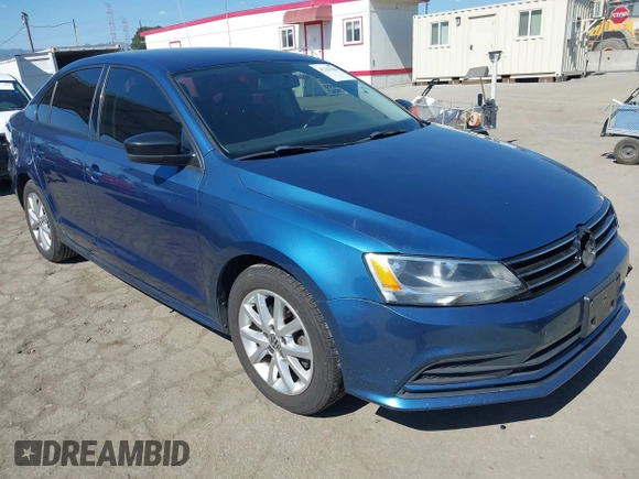 2015 Volkswagen Jetta SE with VIN 3VWD17AJXFM261556, listed as a IAAI auction lot 42227068 with 135,370 mi miles and . Bid and sale history available at DreamBid. Image 1.