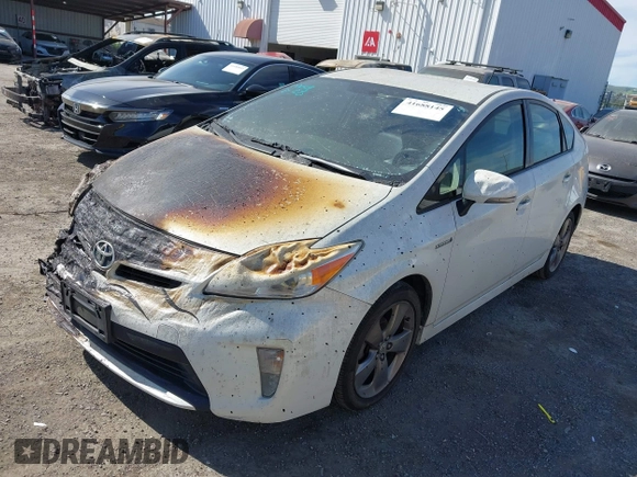 2015 Toyota Prius Four with VIN JTDKN3DU3F0421146, listed as a IAAI auction lot 41688145 with 122,750 mi miles. Bid and sale history available at carsss.com. Image 2.