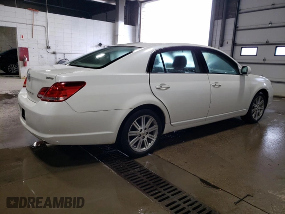 2006 Toyota Avalon XL z VIN 4T1BK36B86U150304, wystawiony jako Copart lot #57402735 z przebiegiem 244 634 mil mil oraz Czysty tytuł • Clean title. Historia ofert i sprzedaży dostępna na DreamBid. Obrazek 3.