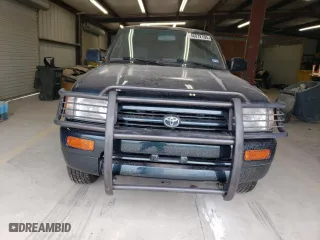 1998 Toyota 4Runner with VIN JT3GM84R5W0033096, listed as a Copart auction lot 46072105 with 138,304 mi miles and Clean Title. Bid and sale history available at carsss.com. Image 5.