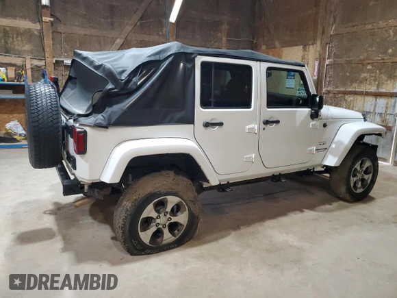 2018 Jeep Wrangler Unlimited Sahara with VIN 1C4HJWEG5JL918366, listed as a Copart auction lot 55943685 with 112,006 mi miles and Clean title. Bid and sale history available at DreamBid. Image 3.