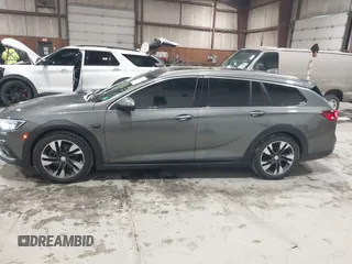 2018 Buick Regal Essence with VIN W04GV8SX5J1110895, listed as a IAAI auction lot 41524602 with 93,920 mi miles and . Bid and sale history available at DreamBid. Image 14.