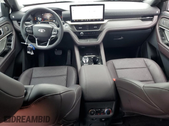 2025 Ford Explorer with VIN 1FMUK7HH8SGA05659, listed as a Copart auction lot 52077855 with 3,037 mi miles and Salvage title. Bid and sale history available at DreamBid. Image 8.