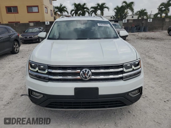2018 Volkswagen Atlas SEL with VIN 1V2MR2CA1JC593521, listed as a Copart auction lot 63039695 with 30,856 mi miles and Salvage title. Bid and sale history available at DreamBid. Image 5.
