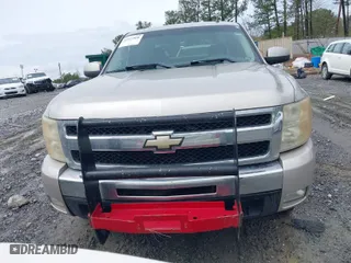 2008 Chevrolet Silverado 1500 LTZ with VIN 3GCEC13J68G145249, listed as a IAAI auction lot 41927560 with 252,141 mi miles. Bid and sale history available at carsss.com. Image 12.
