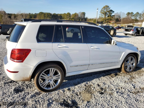 2015 Mercedes-Benz GLK-Class GLK 350 with VIN WDCGG5HB6FG347615, listed as a Copart auction lot 88359145 with 0 mi miles and Salvage Title. Bid and sale history available at carsss.com. Image 3.
