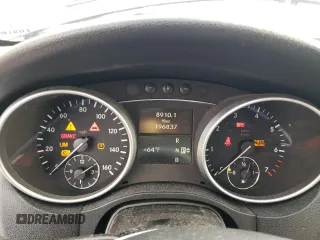 2008 Mercedes-Benz M 550 с VIN 4JGBB72E68A344034, выставлен на аукционе Copart как лот 86916174 с пробегом 196 837 миль миль и Чистый • Clean title. История ставок и продаж доступна на DreamBid. Изображение 9.