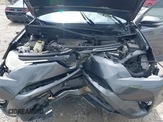 2018 Toyota RAV4 XLE z VIN 2T3WFREV8JW429188, wystawiony jako IAAI lot #42121963 z przebiegiem 133 462 mil mil oraz . Historia ofert i sprzedaży dostępna na DreamBid. Obrazek 10.