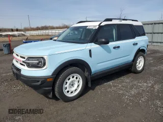2023 Ford Bronco Sport Heritage z VIN 3FMCR9G63PRE11996, wystawiony jako Copart lot #50117355 z przebiegiem 15 854 mil mil oraz Szkoda całkowita • Salvage title. Historia ofert i sprzedaży dostępna na DreamBid. Obrazek 1.