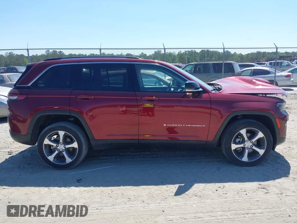 2023 Jeep Grand Cherokee Limited with VIN 1C4RJHBGXPC531390, listed as a IAAI auction lot 42181975 with 21,468 mi miles and . Bid and sale history available at DreamBid. Image 13.