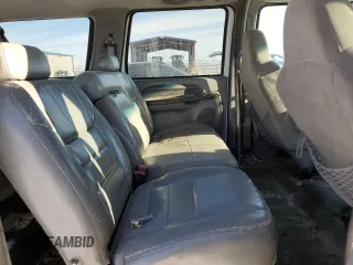 2002 Ford Excursion XLT с VIN 1FMNU41S72EB99664, выставлен на аукционе Copart как лот 86885794 с пробегом 164 325 миль миль и Чистый • Clean title. История ставок и продаж доступна на DreamBid. Изображение 11.