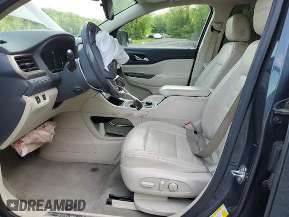 2020 GMC Acadia Denali z VIN 1GKKNXLS3LZ122436, wystawiony jako Copart lot #59465575 z przebiegiem 53 583 mil mil oraz Szkoda całkowita • Salvage title. Historia ofert i sprzedaży dostępna na DreamBid. Obrazek 7.