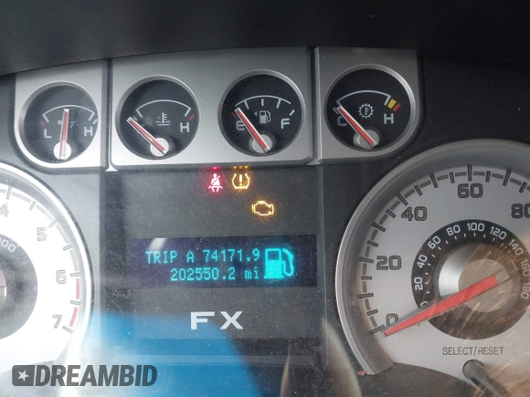 2010 Ford F-150 XL with VIN 1FTEW1C86AKC00706, listed as a IAAI auction lot 41612767 with 202,550 mi miles. Bid and sale history available at carsss.com. Image 7.