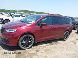2023 Chrysler Pacifica Touring L with VIN 2C4RC1BG7PR513017, listed as a IAAI auction lot 42441272 with 23,310 mi miles and . Bid and sale history available at DreamBid. Image 14.