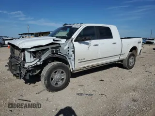 2022 Ram 2500 Limited with VIN 3C6UR5TL1NG391969, listed as a Copart auction lot 45242165 with 147,035 mi miles and Salvage title. Bid and sale history available at DreamBid. Image 1.