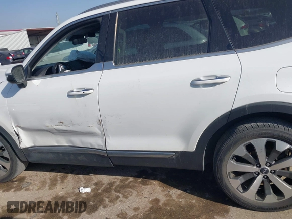 2020 Kia Telluride S with VIN 5XYP64HC5LG021962, listed as a IAAI auction lot 41780255 with 86,763 mi miles and . Bid and sale history available at DreamBid. Image 14.