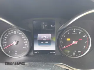 2017 Mercedes-Benz C 300 с VIN 55SWF4JB9HU179554, выставлен на аукционе IAAI как лот 42290729 с пробегом 142 389 миль миль и . История ставок и продаж доступна на DreamBid. Изображение 7.