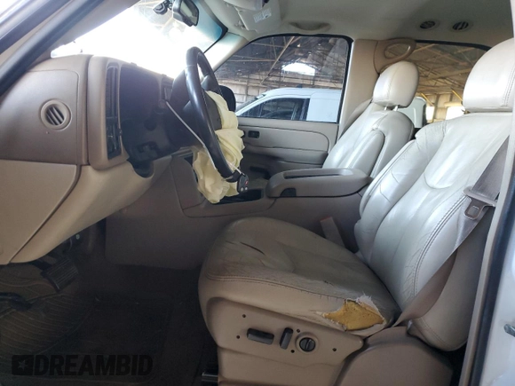 2006 Chevrolet Tahoe LT z VIN 1GNEC13Z26R130659, wystawiony jako Copart lot #59989895 z przebiegiem 279 937 mil mil oraz Szkoda całkowita • Salvage title. Historia ofert i sprzedaży dostępna na DreamBid. Obrazek 7.
