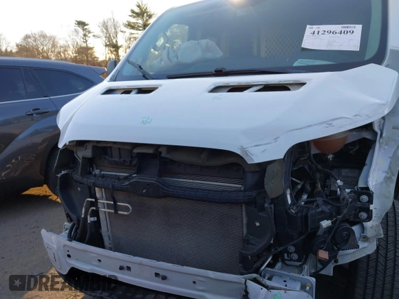 2019 Ford Transit with VIN 1FTYR1YM8KKB35286, listed as a IAAI auction lot 41296409 with 51,489 mi miles and . Bid and sale history available at DreamBid. Image 12.