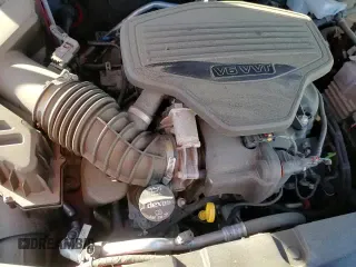 2021 Chevrolet Blazer RS z VIN 3GNKBKRS7MS517451, wystawiony jako Copart lot #69202205 z przebiegiem 58 087 mil mil oraz Szkoda całkowita • Salvage title. Historia ofert i sprzedaży dostępna na DreamBid. Obrazek 14.