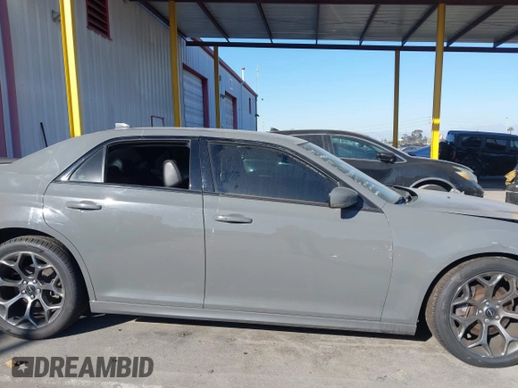 2017 Chrysler 300 S Alloy Edition with VIN 2C3CCABT2HH526840, listed as a IAAI auction lot 41313541 with 60,729 mi miles and . Bid and sale history available at DreamBid. Image 14.