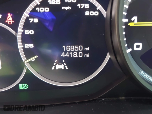 2020 Porsche Cayenne z VIN WP1BH2AY9LDA68083, wystawiony jako IAAI lot #42114933 z przebiegiem 16 850 mil mil oraz . Historia ofert i sprzedaży dostępna na DreamBid. Obrazek 15.