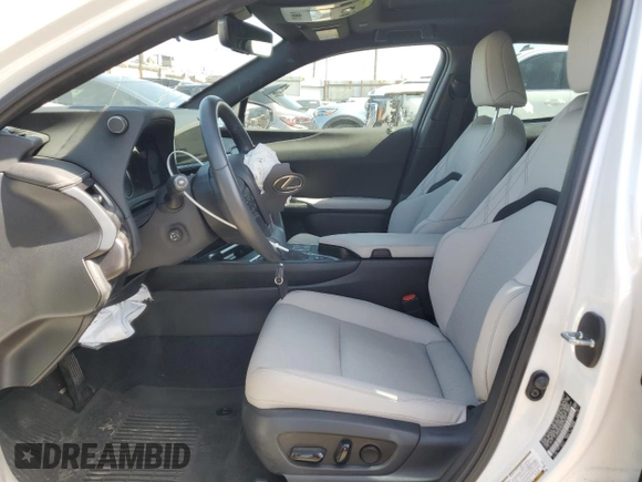 2024 Lexus UX 250h Premium with VIN JTHP9JBH5R2076214, listed as a Copart auction lot 61501865 with 17,221 mi miles and Salvage title. Bid and sale history available at DreamBid. Image 7.