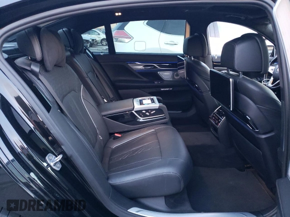 2017 BMW 7 Series ALPINA B7 xDrive with VIN WBA7F2C52HG543785, listed as a Copart auction lot 74474053 with 46,658 mi miles. Bid and sale history available at carsss.com. Image 10.