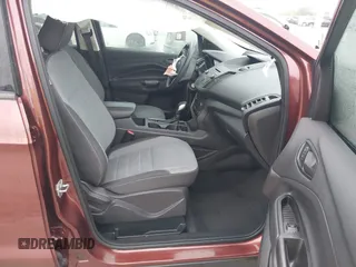 2018 Ford Escape S with VIN 1FMCU0F73JUA03910, listed as a IAAI auction lot 41899146 with 33,486 mi miles and . Bid and sale history available at carsss.com. Image 5.