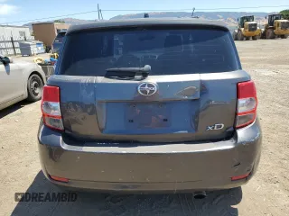 2009 Scion xD z VIN JTKKU10469J039178, wystawiony jako Copart lot #58442295 z przebiegiem 211 119 mil mil oraz Szkoda całkowita • Salvage title. Historia ofert i sprzedaży dostępna na DreamBid. Obrazek 6.