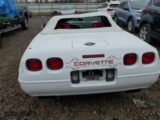 1994 Chevrolet Corvette with VIN 1G1YY32P1R5115495, listed as a Copart auction lot 52913435 with 0 mi miles and Salvage Title. Bid and sale history available at carsss.com. Image 6.