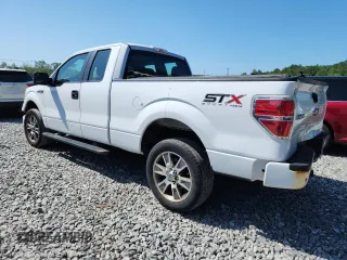 2014 Ford F-150 XL with VIN 1FTFX1EF0EFC57964, listed as a Copart auction lot 61936865 with 152,898 mi miles and Clean title. Bid and sale history available at DreamBid. Image 2.