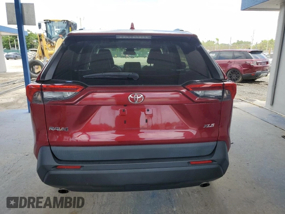 2021 Toyota RAV4 XLE Premium with VIN 2T3C1RFV2MW164644, listed as a Copart auction lot 65607935 with 19,667 mi miles and Salvage title. Bid and sale history available at DreamBid. Image 6.