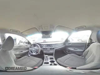 2017 Kia Optima LX z VIN KNAGT4L30H5142492, wystawiony jako Copart lot #43191155 z przebiegiem 63 092 mil mil oraz Szkoda całkowita • Salvage title. Historia ofert i sprzedaży dostępna na DreamBid. Obrazek 14.