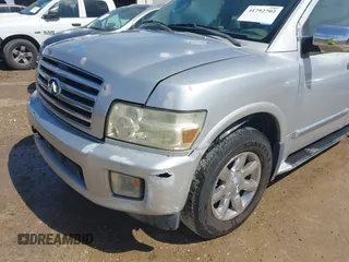 2004 Infiniti QX56 with VIN 5N3AA08A44N809589, listed as a IAAI auction lot 41792702 with 1 mi miles. Bid and sale history available at carsss.com. Image 6.