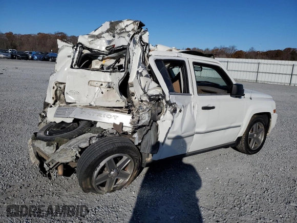 2008 Jeep Patriot Limited with VIN 1J8FT48W18D521193, listed as a Copart auction lot 83746284 with 244,372 mi miles and Salvage Title. Bid and sale history available at DreamBid. Image 3.
