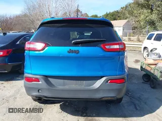 2017 Jeep Cherokee Sport z VIN 1C4PJLAB3HW643514, wystawiony jako IAAI lot #41596841 z przebiegiem 207 935 mil mil oraz . Historia ofert i sprzedaży dostępna na DreamBid. Obrazek 15.